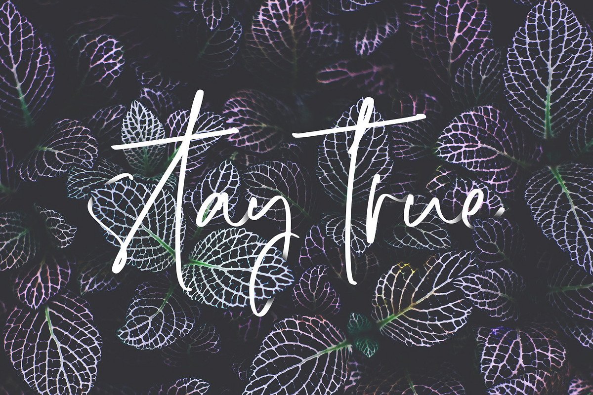Rising Moon Handwritten Font preview 7