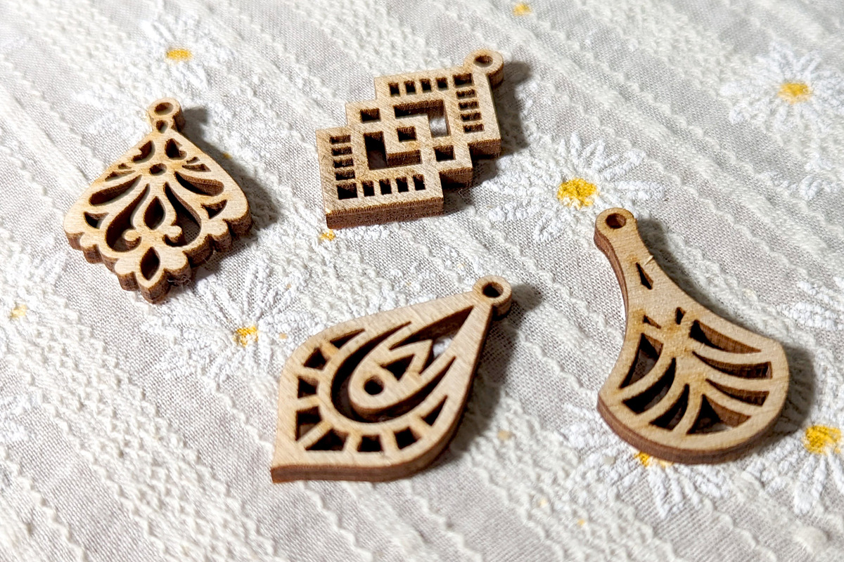 Laser Cut Earrings Jewelry Stand, an Object Graphic by VectorPainter (Photo 8 of 14)