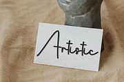The East, a Handwritten Font by InermediaSTUDIO (Thumbnail 4 of 8)