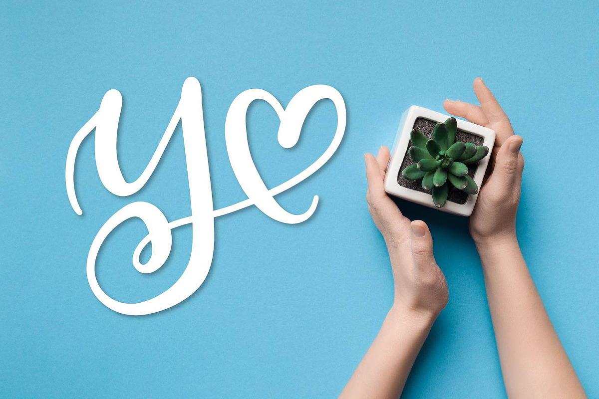 Heart Monogram Font - Hand Lettered preview 4
