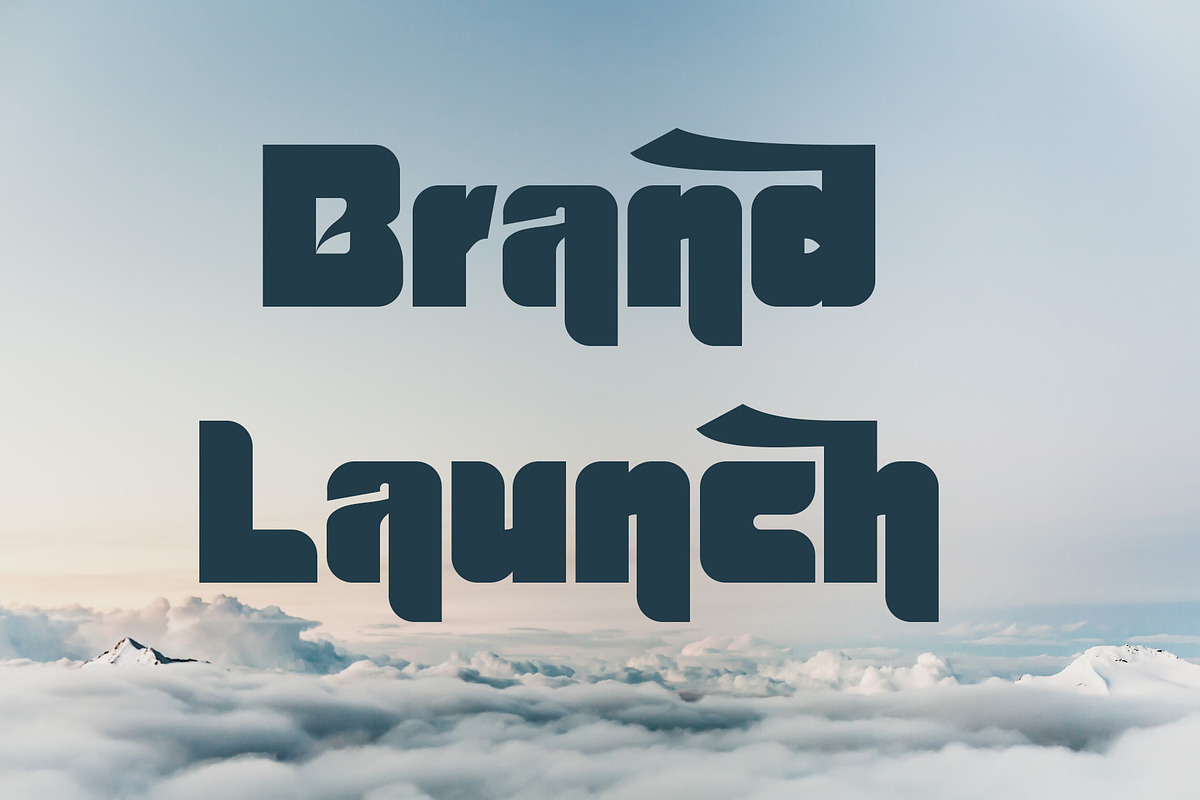 Grcafon – Bold Sans Serif Font, a Sans Serif Font by NDNL Studio (Photo 5 of 8)