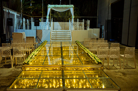 Jewish Hupa , wedding putdoor .