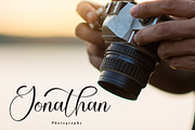 Creative | Script Font, a Handwritten Font by Scratchones (Thumbnail 3 of 9)