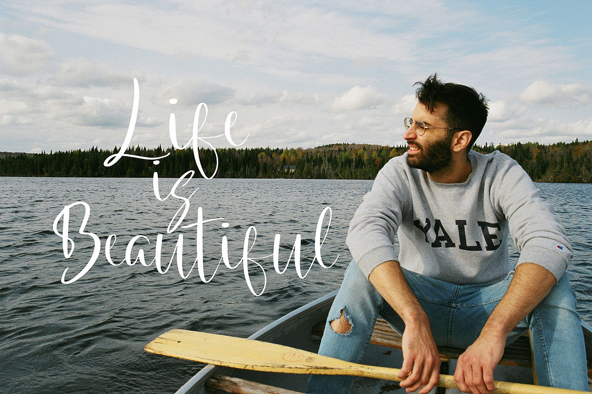 Glethalia Handwritten Script, a Script Font by Formatika Studio (Photo 2 of 8)