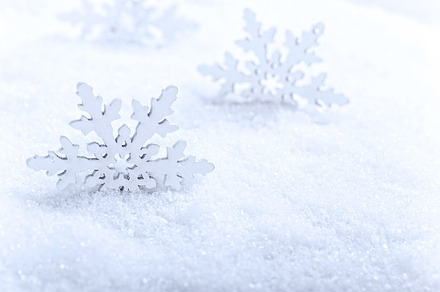Christmas candle stock photo containing snow and cinnamon preview 6