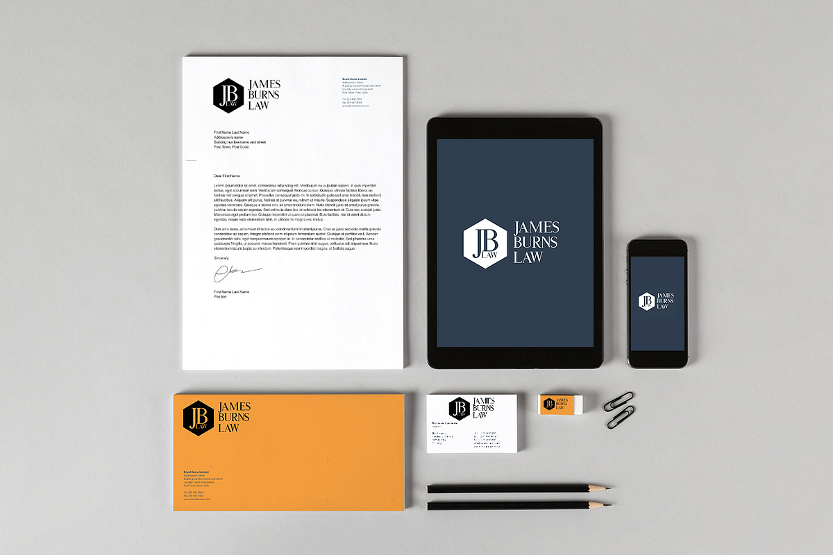 Benjamin Title Typeface preview 6