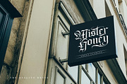 The Quality Brave Typeface, a Blackletter Font by alit design (Thumbnail 15 of 17)