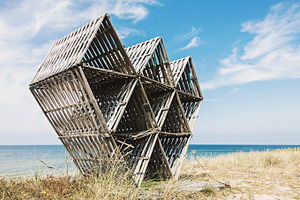 Abandoned wooden geometric sculpture, an Arts & Entertainment Photo by BOOCYS