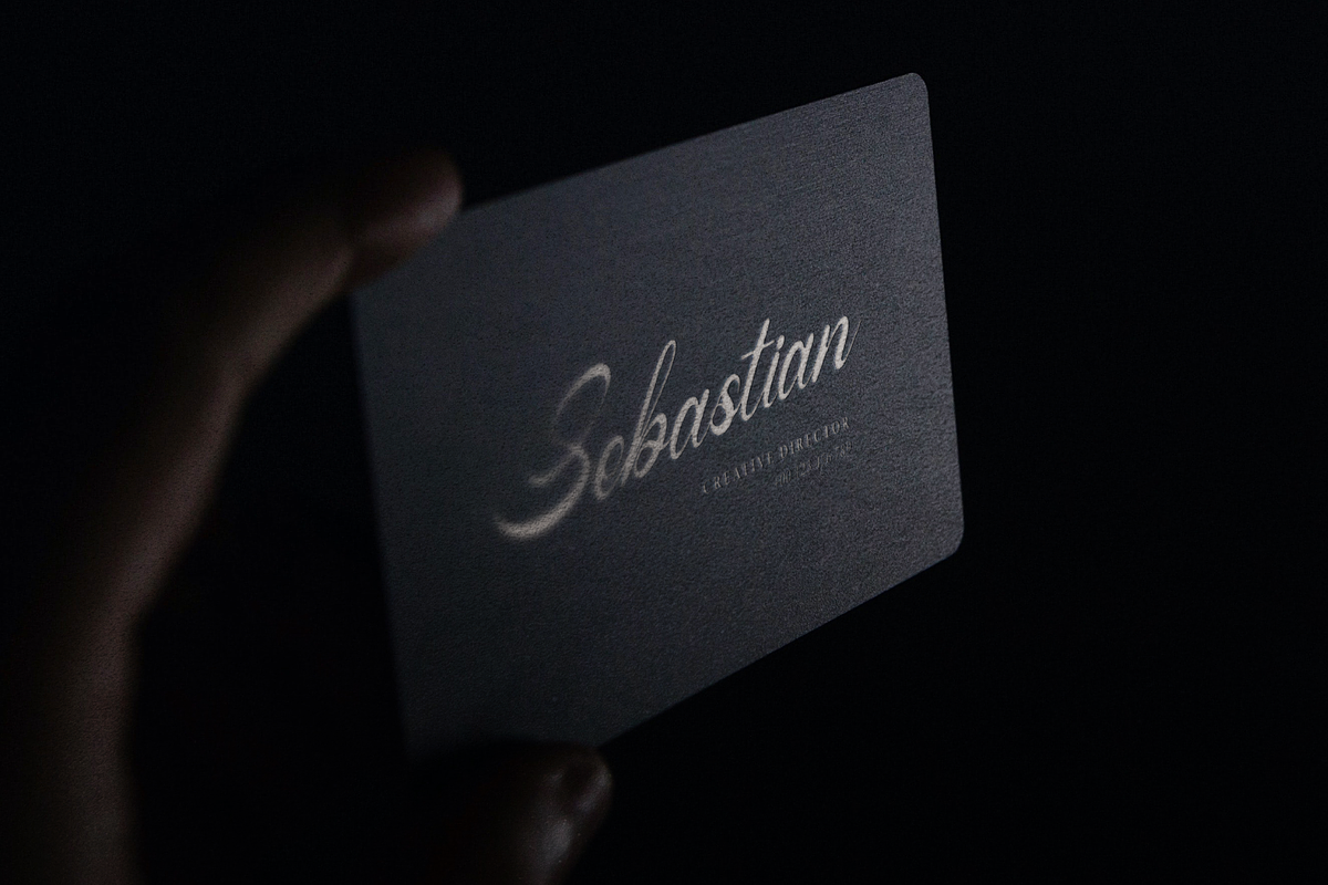 Malograh | Handwritten Script Font, a Script Font by gracetype_studio (Photo 9 of 11)