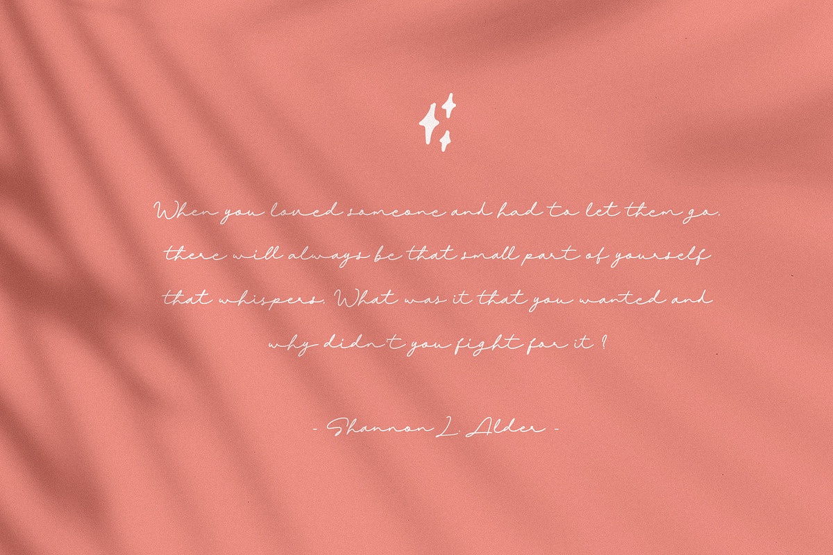 Rosbellé, a Script Font by ARSAVISUAL (Photo 3 of 13)