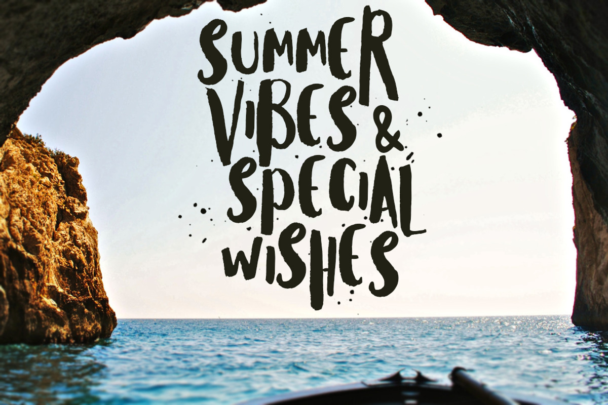 Musiques Display Font preview 2