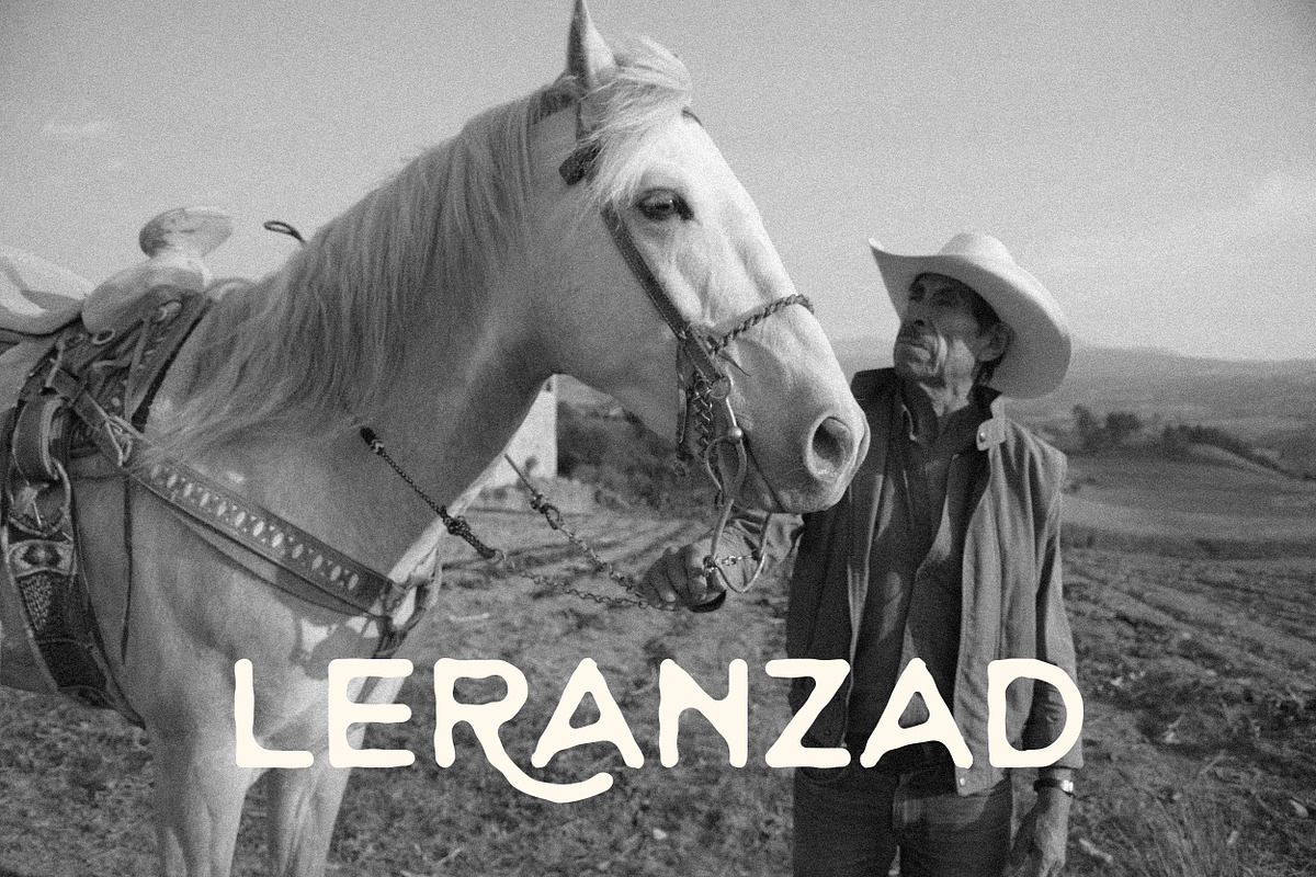Tenquira Hand-Drawn Sans Serif, a Sans Serif Font by Hishand Studio (Photo 4 of 10)