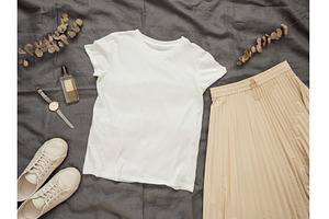 White t-shirt mock up, copy space, a Beauty & Fashion Photo by Fascinadora