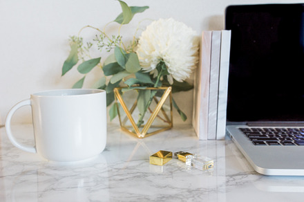 Styled desktop with usb containing styled, marble, and usb