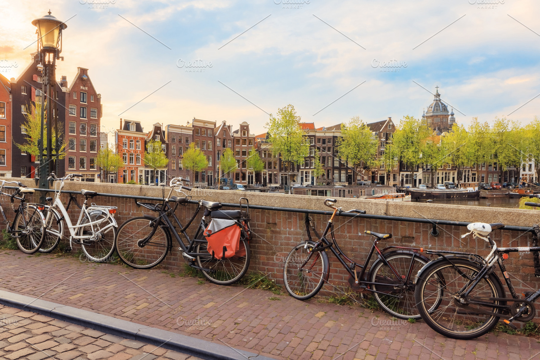 Old town of Amsterdam, a Photo by sweet spot