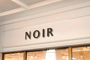 Logo Mockup Facade Sign