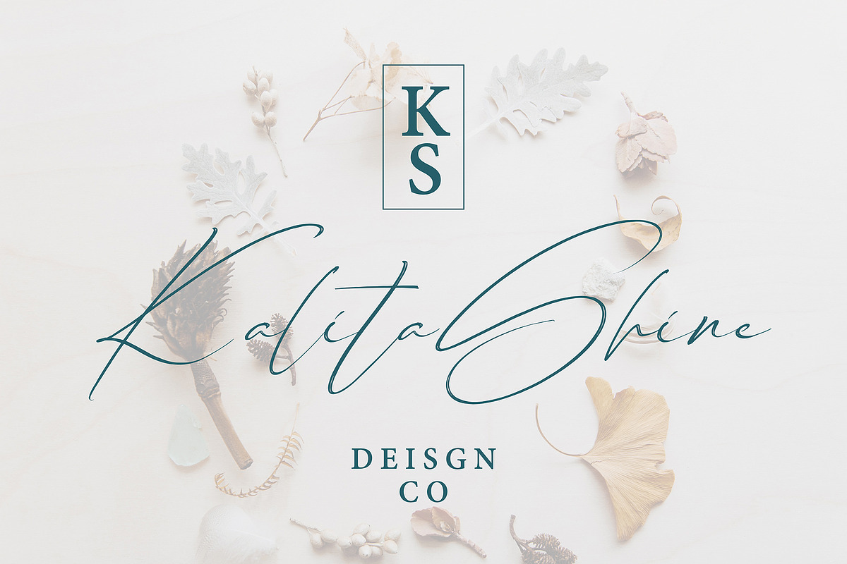 Custome, a Script Font by pineungtype (Photo 3 of 6)