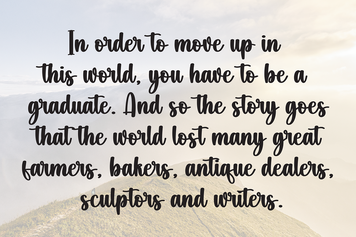 Sunday Christmas | Script Font, a Handwritten Font by Scratchones (Photo 6 of 8)