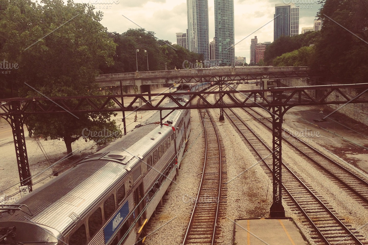 Tired Tracks, a Photo by Silvia Martinez (Photo 1 of 2)
