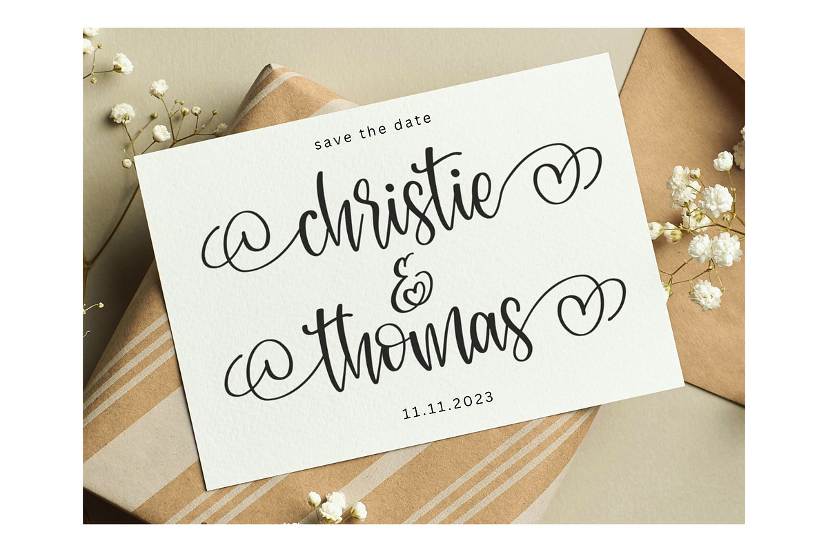 Honney | Cursive Handwritten Script, a Handwritten Font by Fontlicious (Photo 2 of 7)