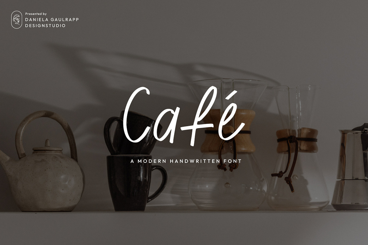 Café Handwritten Font, a Handwritten Font by daniela.gaulrapp (Photo 1 of 6)