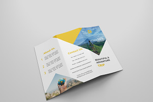 Travel Tri-fold Brochures