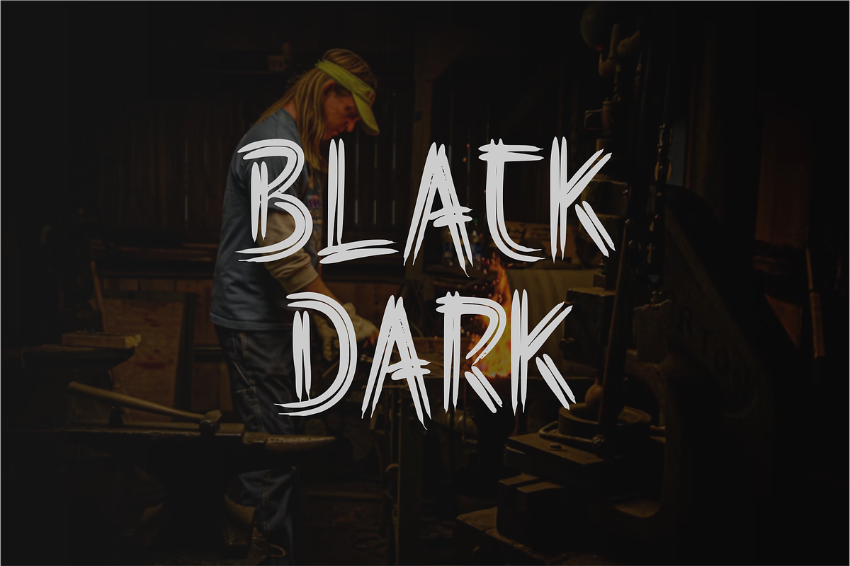 BAVDAK – Brutal Brush Display Font, a Handwritten Font by idealistudio (Photo 5 of 6)