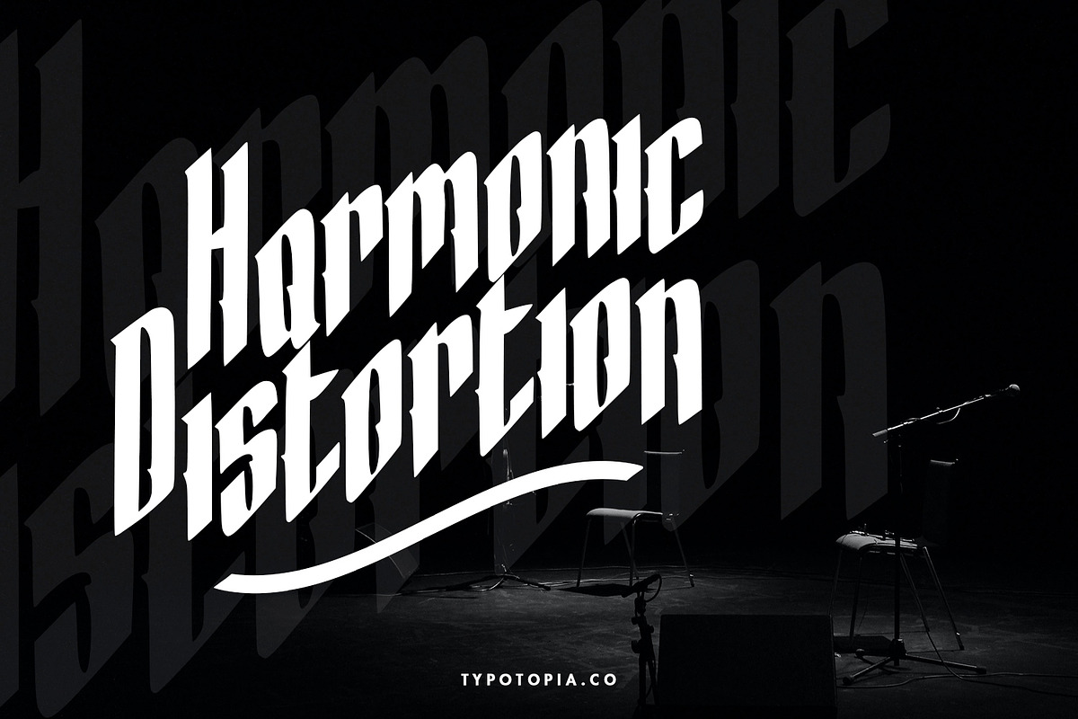 Hocrux Display Font preview 2
