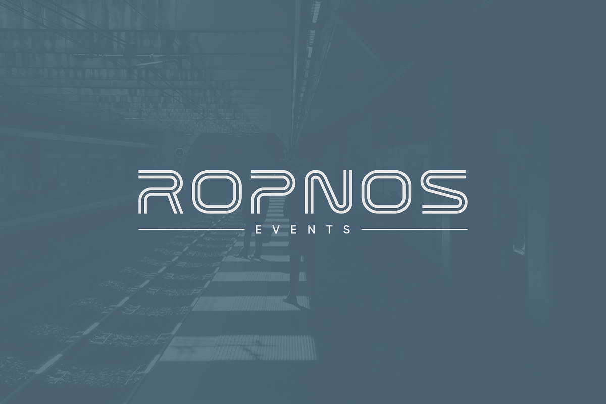 Croparo - Modern Display Typeface, a Serif Font by garismantra (Photo 2 of 4)