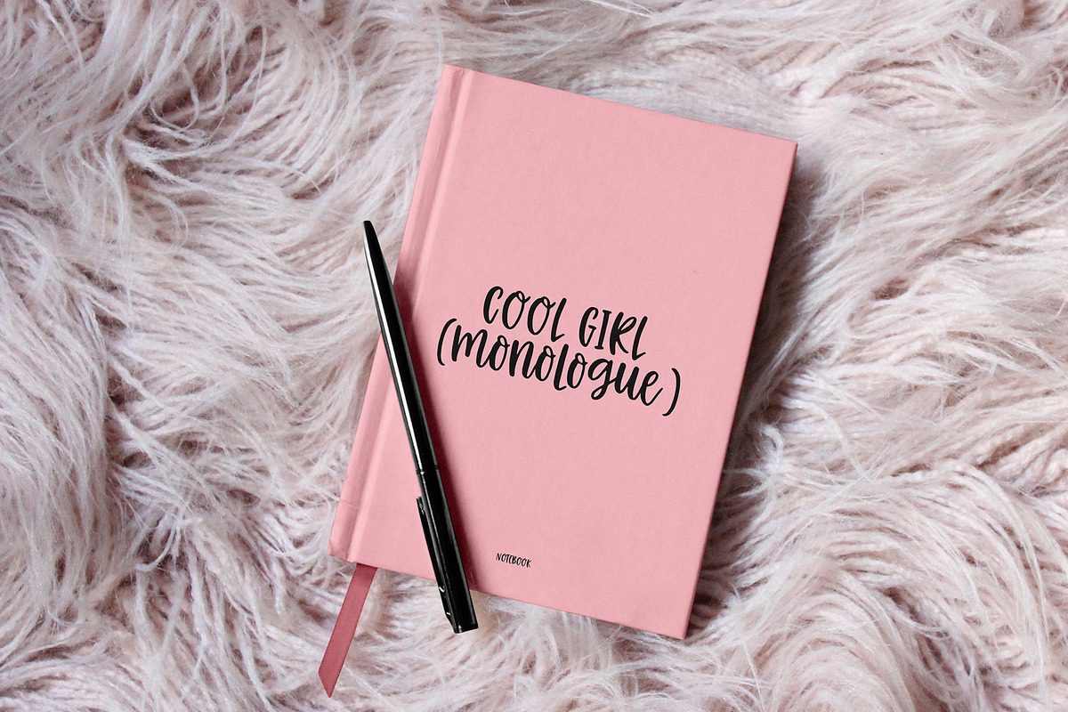 Blooming wildflower cute font, a Handwritten Font by BilberryCreates (Photo 10 of 12)