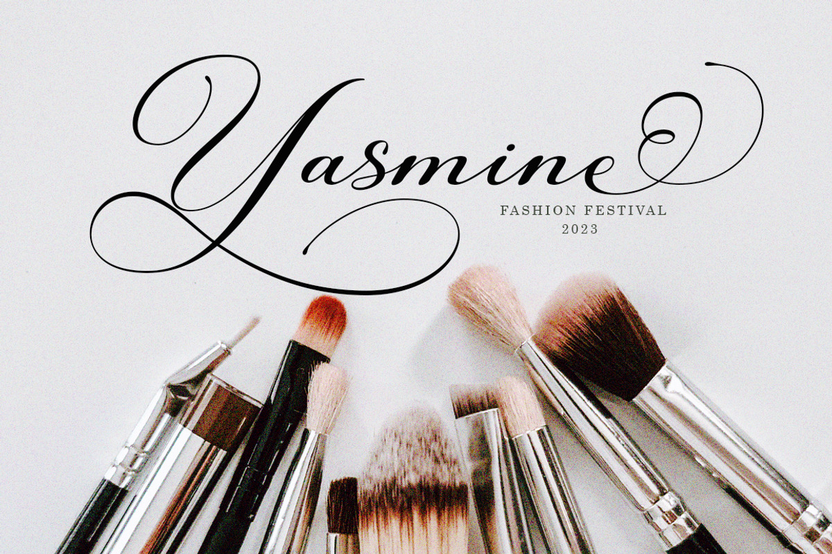 Canberra, a Script Font by Romiecreative (Photo 9 of 11)