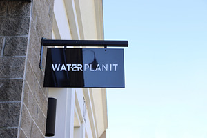 Sign Logo Mock-up