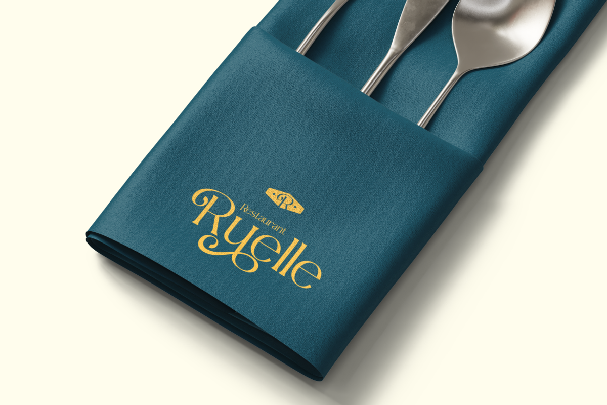 Primavele Elegant Luxury Serif Font, a Serif Font by Vadovastd (Photo 8 of 9)