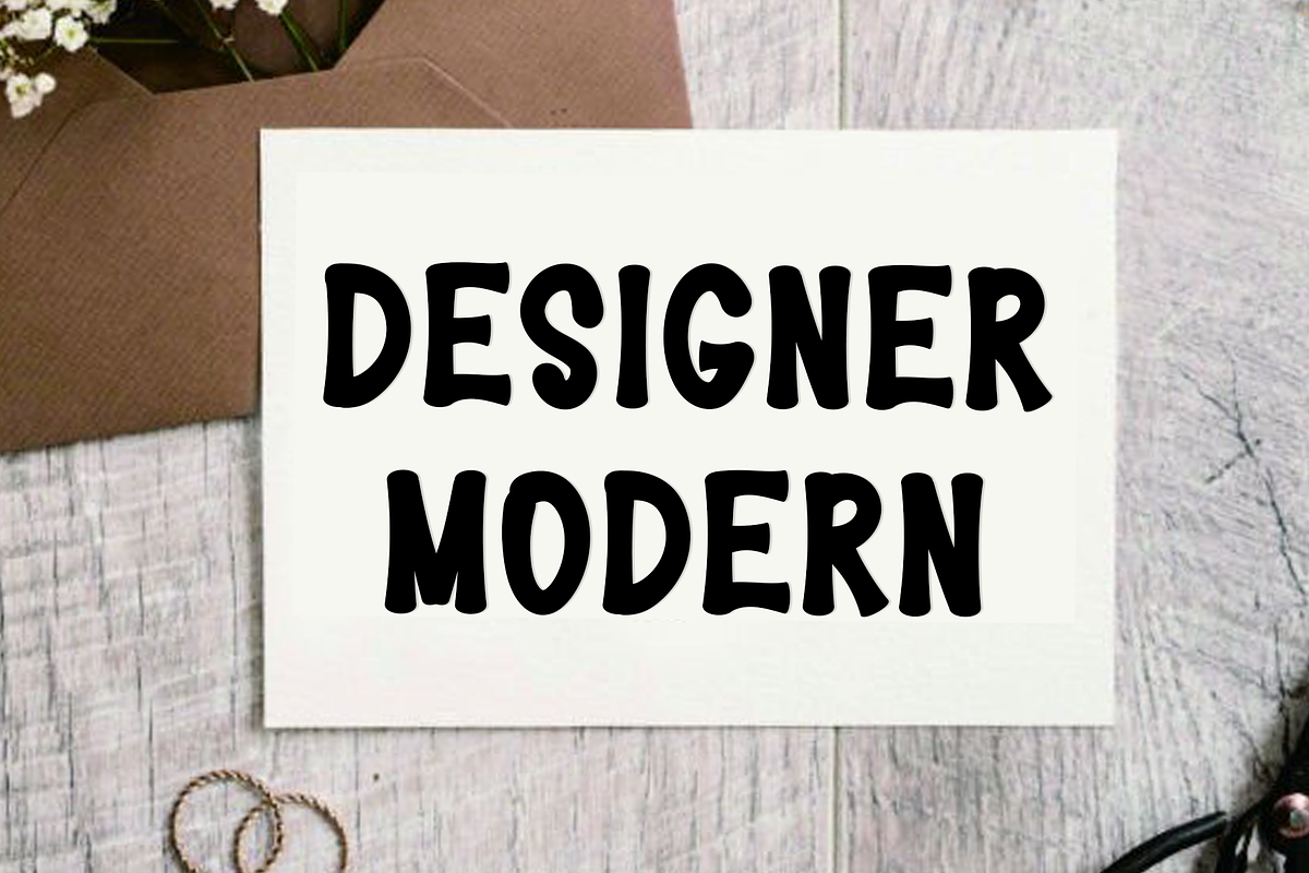 New Year, a Script Font by InermediaSTUDIO (Photo 3 of 8)