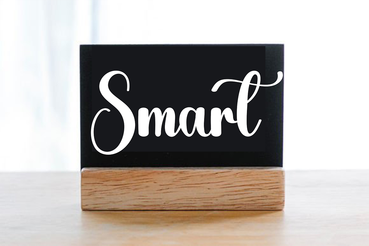 Miniatur, a Handwritten Font by InermediaSTUDIO (Photo 2 of 8)