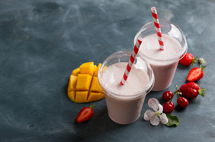 Berry milkshake (smoothie), a Background Photo by Wiktory
