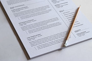 Resume Template, a Resume Template by DesignDevisers (Thumbnail 8 of 12)