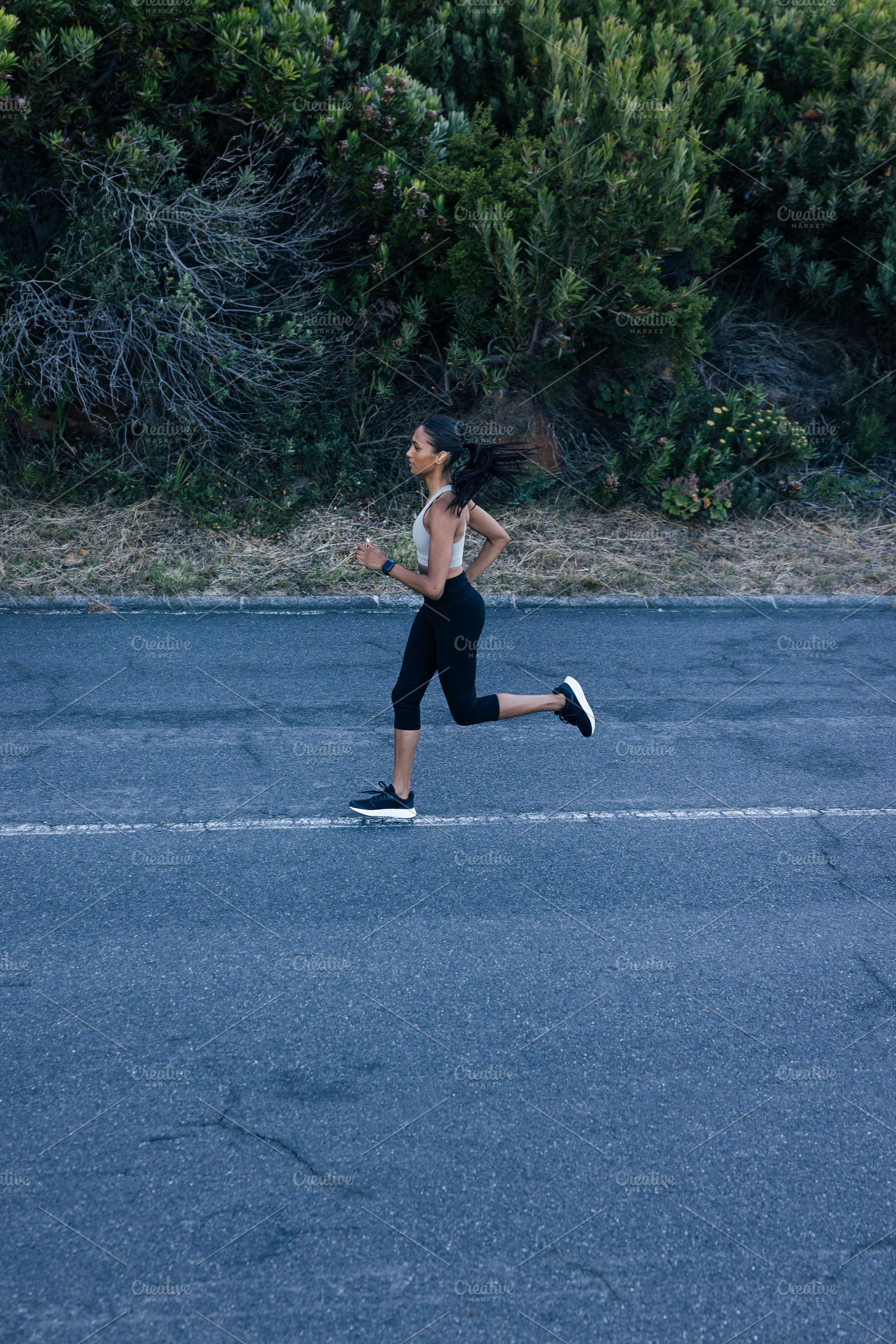 Side view of full length athlete, a Sports & Recreation Photo by Artem Varnitsin