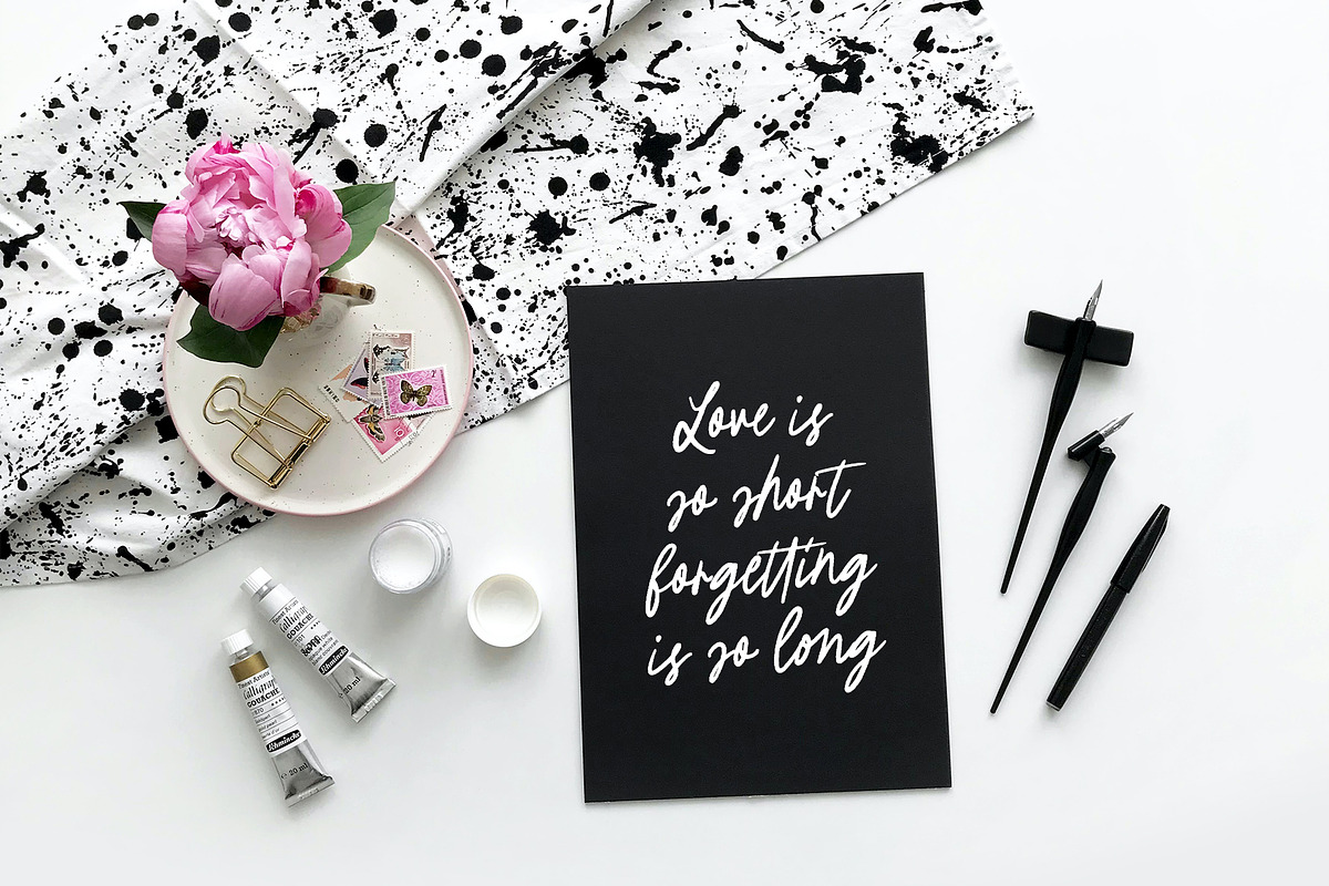 Beautiful House handwritten font, a Handwritten Font by supfonts (Photo 6 of 9)