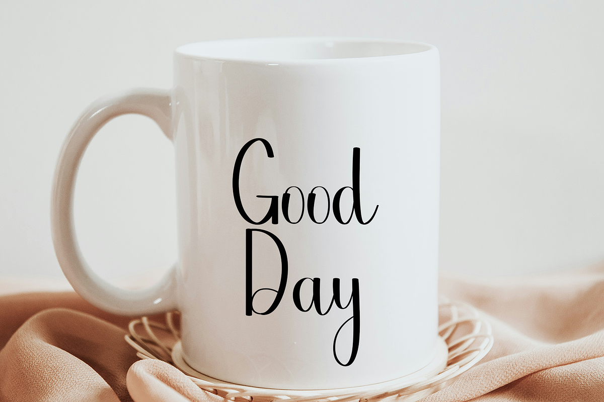 Saturday, a Handwritten Font by InermediaSTUDIO (Photo 2 of 8)