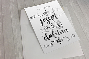 Mini Bundle Font Layla