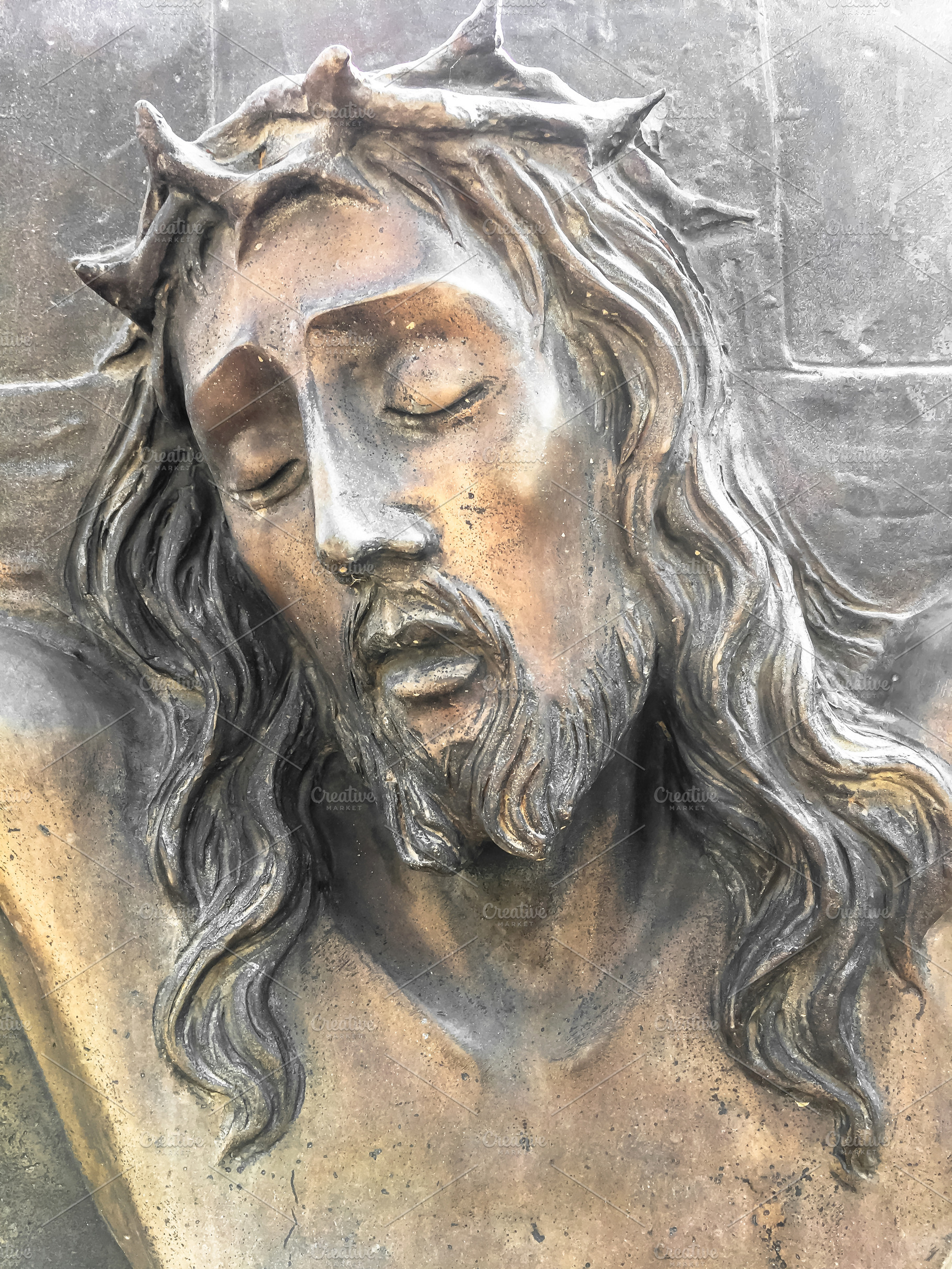 Jesus bronze statue, a Wallpaper Photo by KYNA STUDIO
