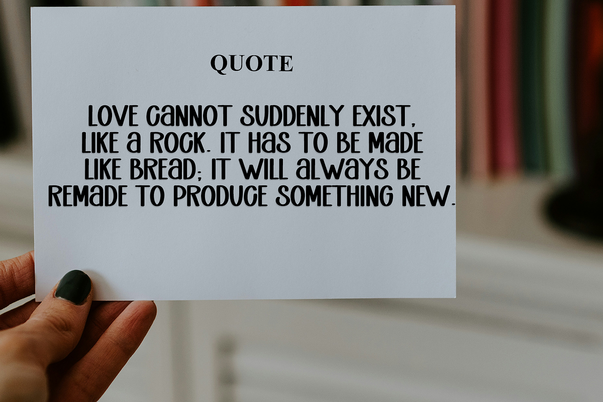 Earthquake, a Sans Serif Font by InermediaSTUDIO (Photo 3 of 8)