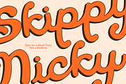 Glaigo - Fun Rounded Script, a Script Font by Pandeka Studio (Thumbnail 2 of 9)