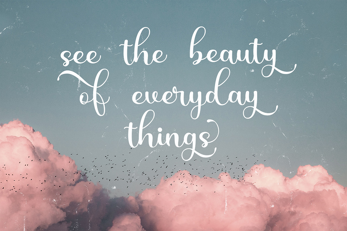 Shiny Aisyah - Handwritten Font preview 6