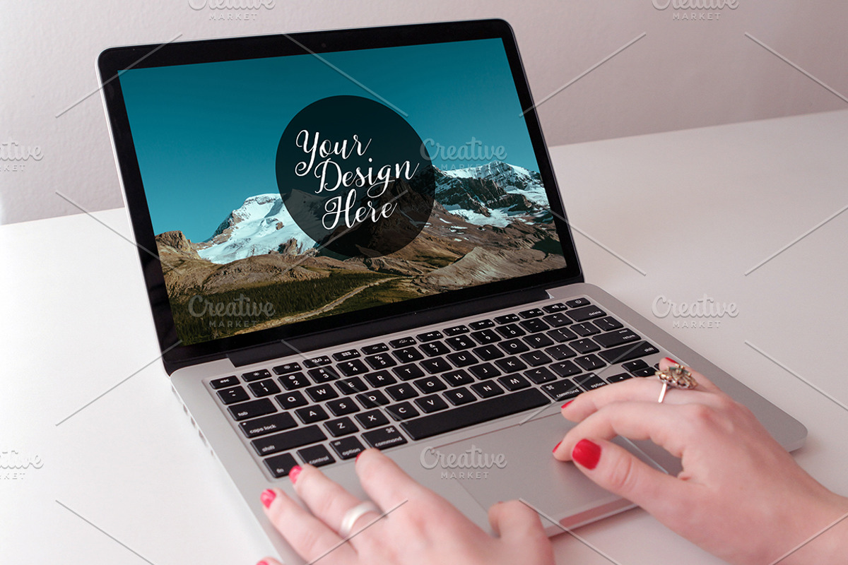 4 High Quality Macbook Pro Mockups, a Mac Mockup by DesignLux (Photo 5 of 5)