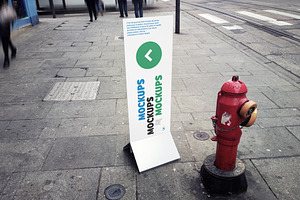 Outdoor Signage Mockup - 01