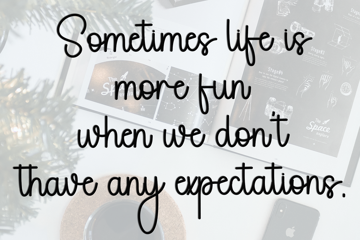 Sunday Valentine, a Handwritten Font by FreshTypeINK (Photo 4 of 8)