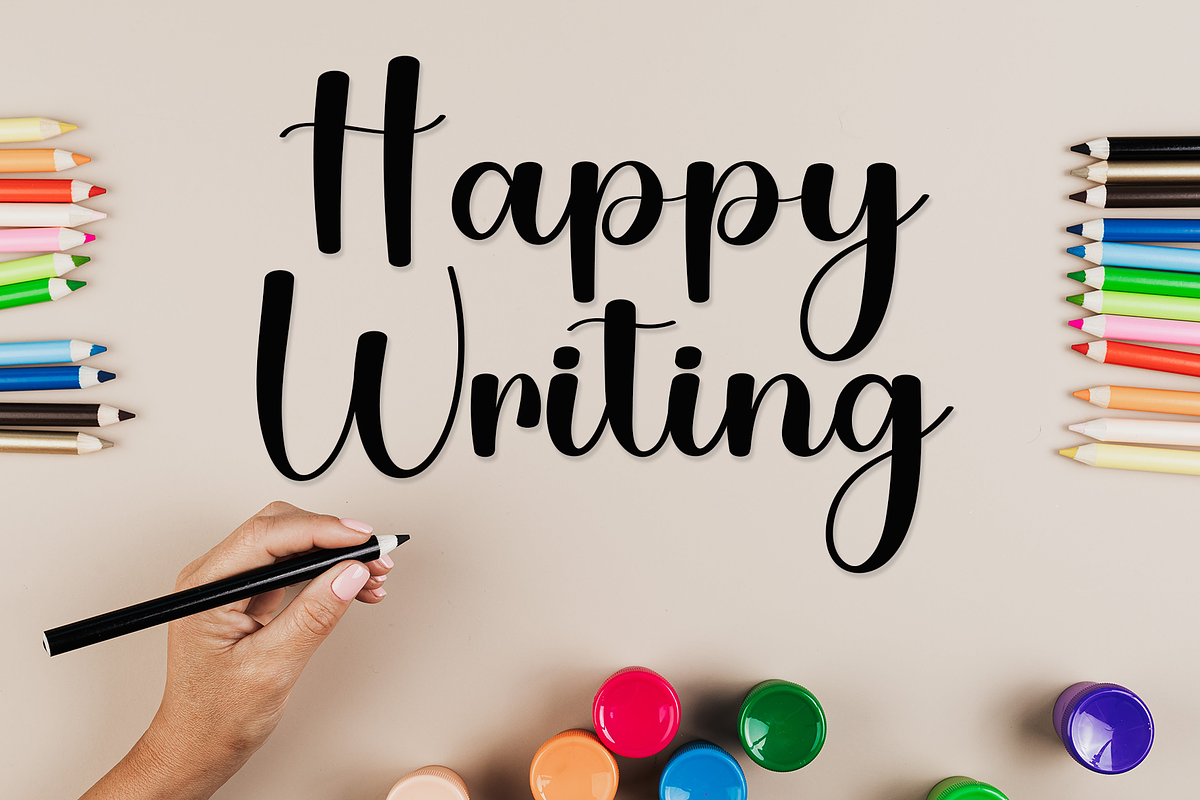 Summer Vacation, a Handwritten Font by InermediaSTUDIO (Photo 7 of 7)