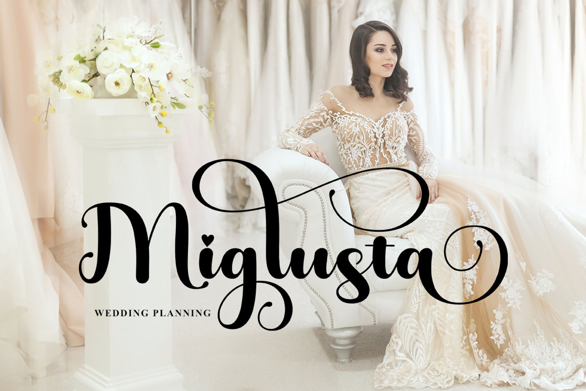 Berliona, a Script Font by TM Type (Photo 2 of 10)
